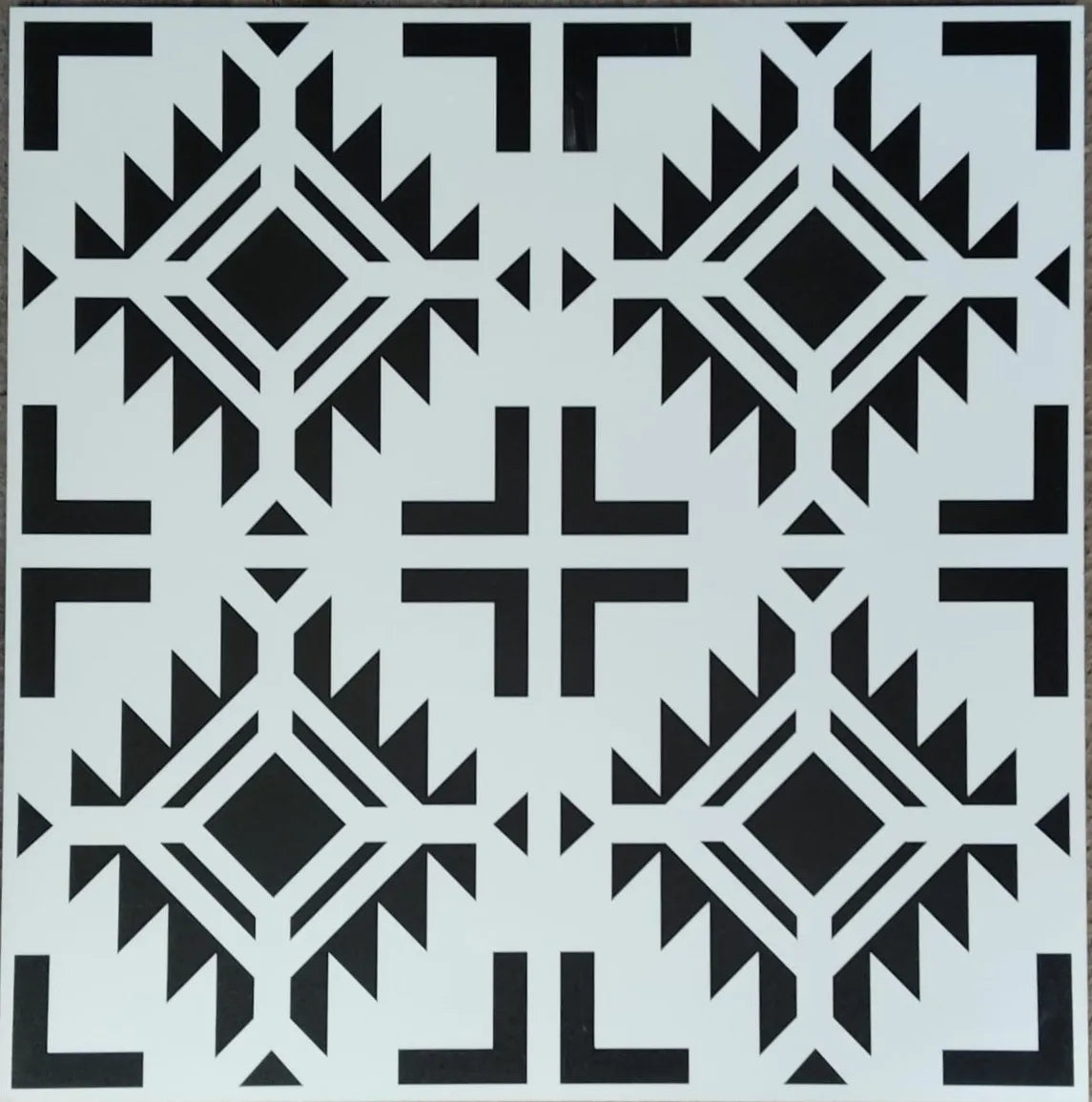 Stencil Maze 2x2 tile